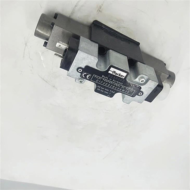 Original Parker Hydraulic Directional Valve D1VW004CNJW D1FVE02BCVLW25 D91FCE01HC2NE70 Parker Valve D1VW D1FVE D1FVE02BCVFOA in Stock